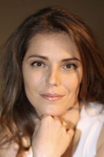 Actor Emma Daubas
