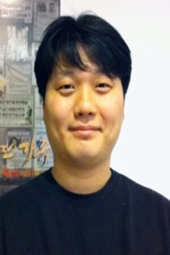 Actor Park Chan-yong