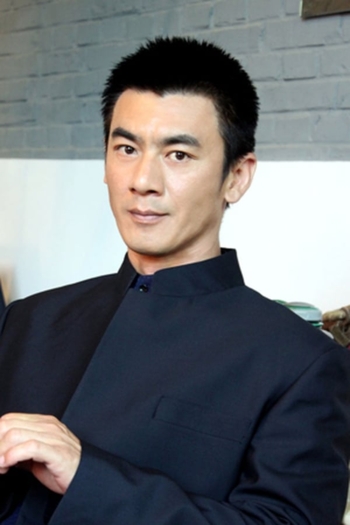 Actor Ren Tianye