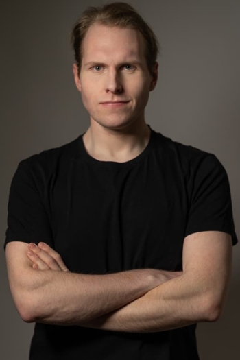 Actor Jonathan Wiking