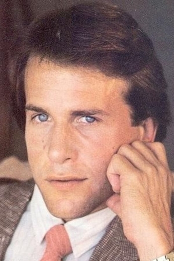 Actor David Cannon