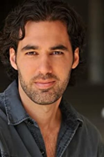 Actor Tristan Thomas