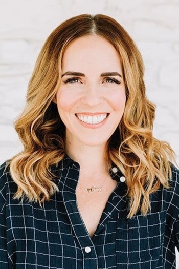 Actor Rachel Hollis