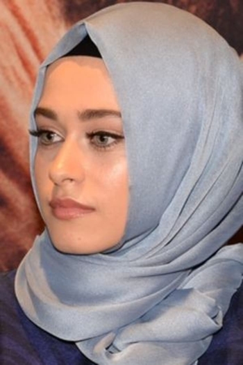 Actor Büşra Ayaydın