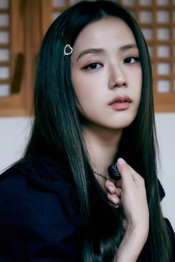 Actor Kim Jisoo
