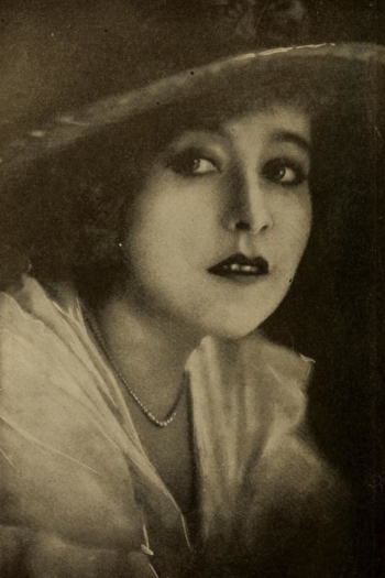 Actor Ethel Clayton