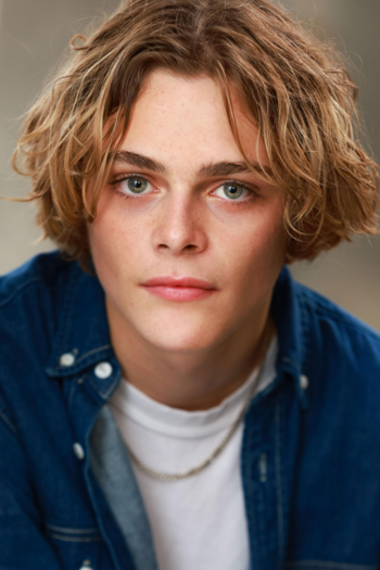 Actor Billy Barratt