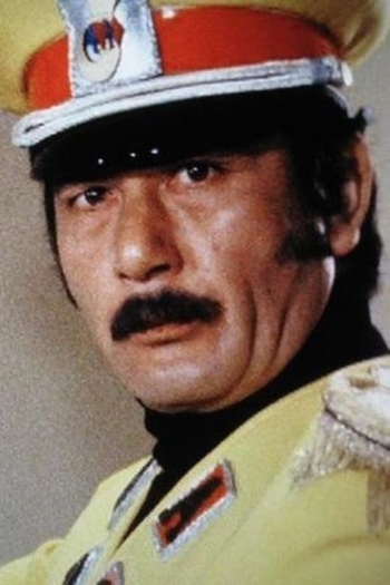 Actor Hiroshi Tanaka