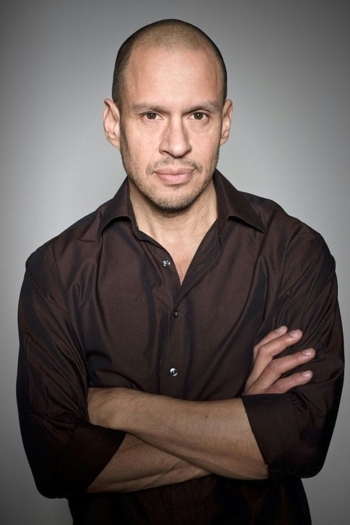 Actor Jonathan Sagall