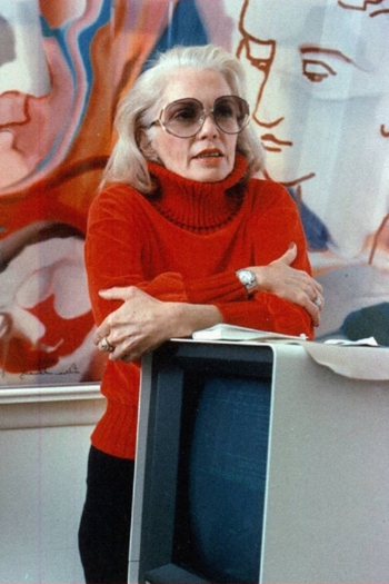 Actor Lillian Schwartz