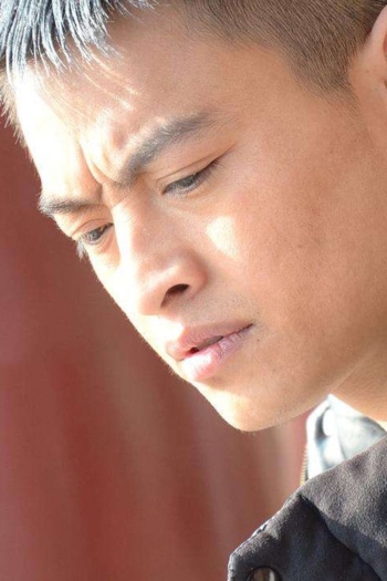 Actor Bai Peijiang