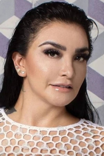 Actor La Wanders Lover