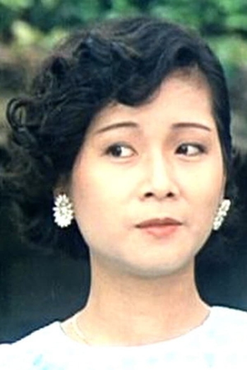 Actor Isabella Wong