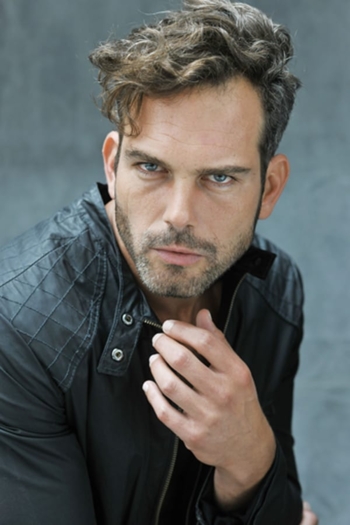 Actor Joaquin Murano