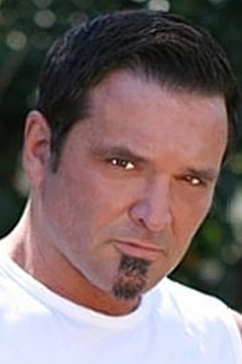 Actor Micky Ray