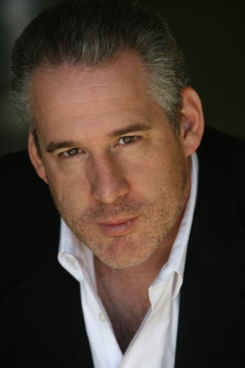 Actor Darrin Reed