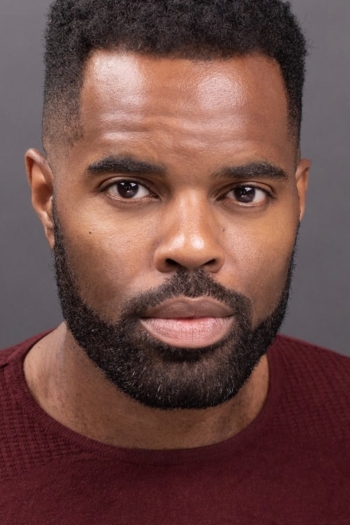 Actor De'Lon Grant