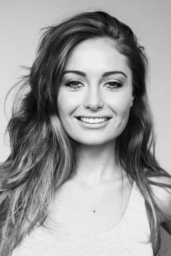 Actor Scarlett Davies