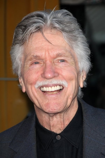 Actor Tom Skerritt