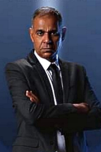 Actor Mahmoud Al-Bezzawy