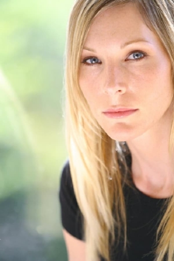 Actor Shana Betz