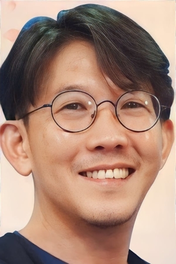 Actor Chertsak Pratumsrisakhon