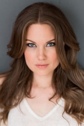 Actor Anna Van Hooft