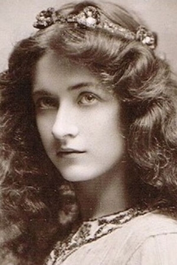 Actor Maude Fealy