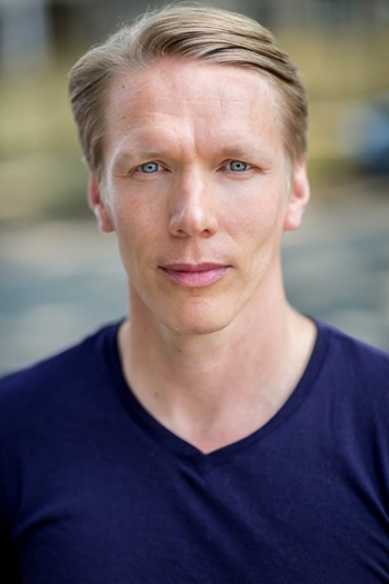 Actor Brett Alexander Davidson