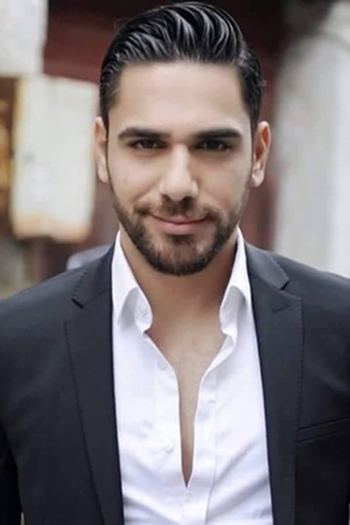 Actor Kadir Doğulu