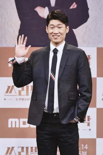 Actor Park Ji-sung