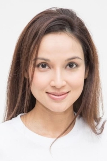 Actor Michelle Saram