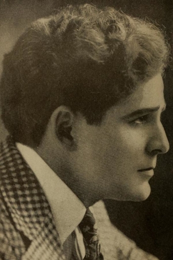 Actor Crane Wilbur