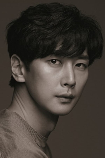 Actor Shim Ji-ho