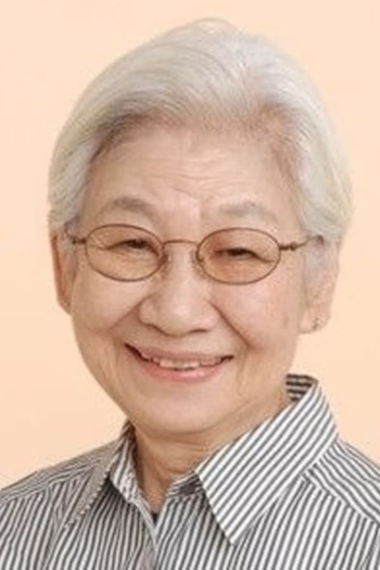 Actor Miyoko Asô