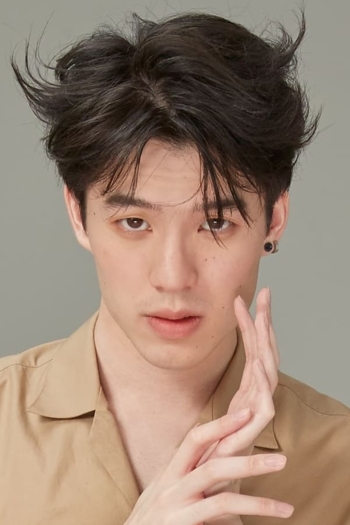 Actor Tae Chayapat Kongsub