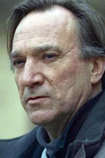 Actor Bernard Sachsé