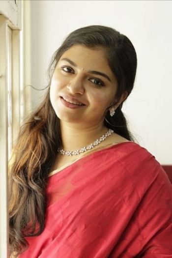 Actor Raveena Ravi