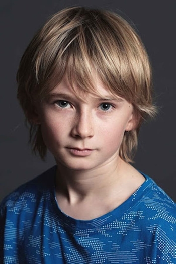 Actor Cathal O'Hallin