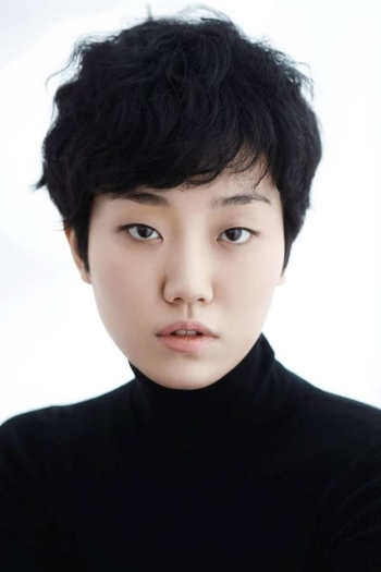 Actor Lee Joo-young