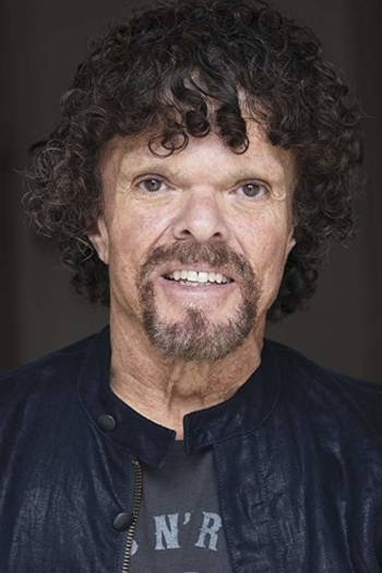 Actor Douglas Farrell