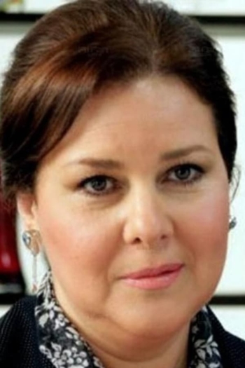 Actor Dalal Abdelaziz