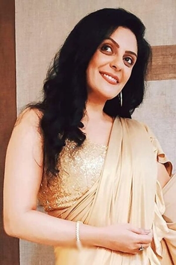 Actor Meenal Kapoor