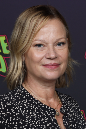 Actor Samantha Mathis