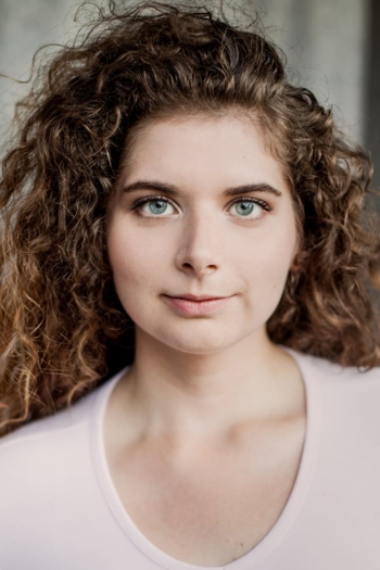 Actor Michelle Desrochers