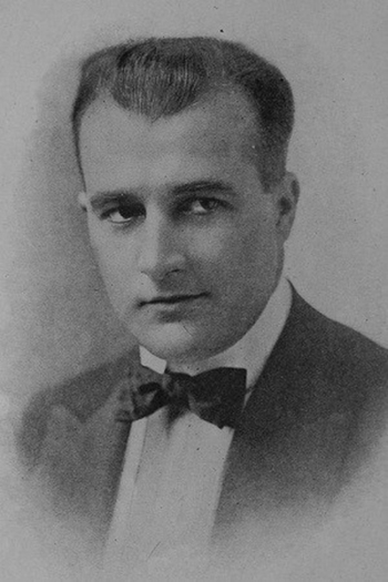 Actor William Garwood