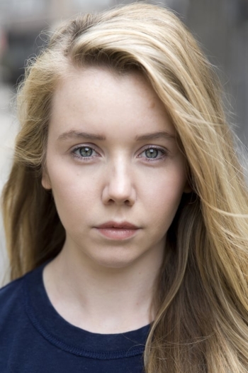 Actor Lauren Lyle