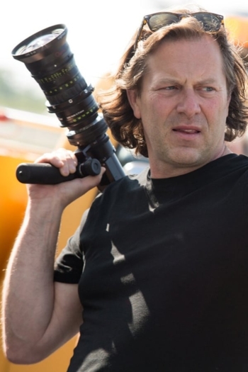 Actor Barry Peterson