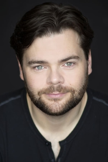 Actor Benjamin Watts