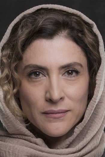 Actor Vishka Asayesh